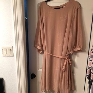 AVA & VIV | Blush Floral Shift Dress